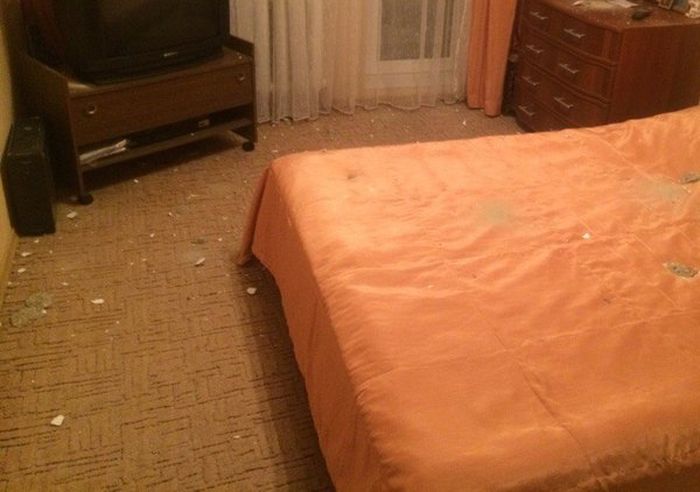 Привет от соседа сверху (3 фото) Привет от соседа сверху (3 фото)