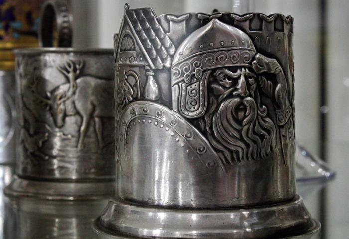 Чай с историей - подстаканники в традициях чаепития (16 фото) Чай с историей - подстаканники в традициях чаепития (16 фото)