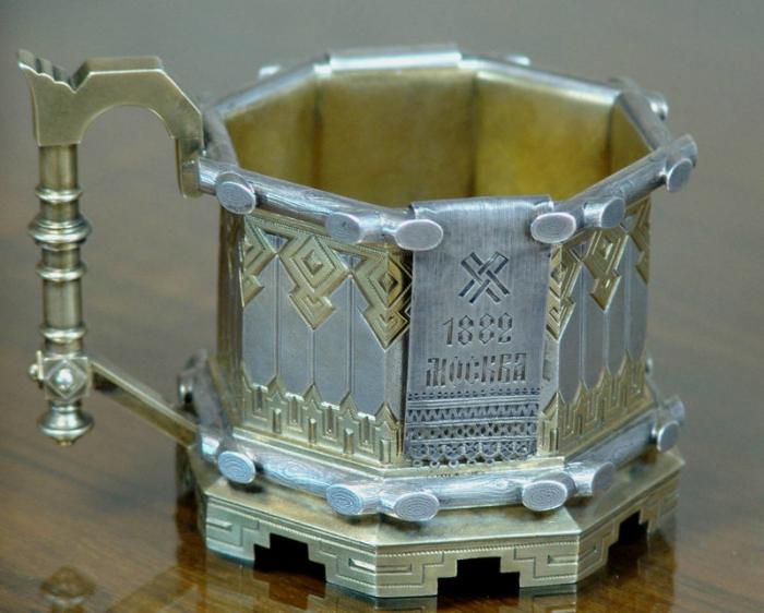 Чай с историей - подстаканники в традициях чаепития (16 фото) Чай с историей - подстаканники в традициях чаепития (16 фото)
