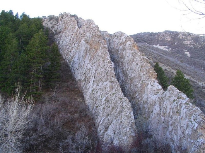 Спуск Дьявола: уникальная гора (5 фото) Спуск Дьявола: уникальная гора (5 фото)