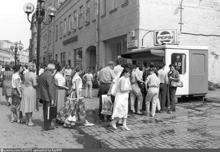 Москва в 90-е (24 фото) Москва в 90-е (24 фото)