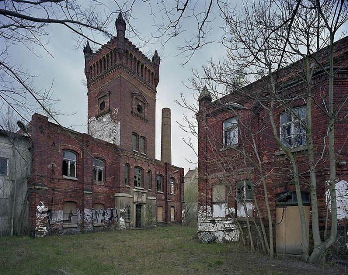 Заброшенные здания в Германии (13 фото) Заброшенные здания в Германии (13 фото)