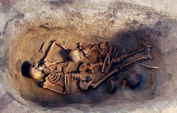 Интересные археологические находки на территории Сибири (10 фото) Интересные археологические находки на территории Сибири (10 фото)