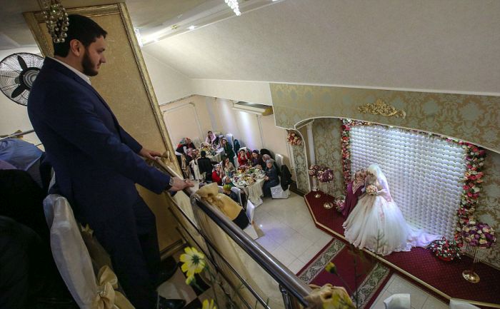 Как празднуют традиционные чеченские свадьбы в Грозном (29 фото) Как празднуют традиционные чеченские свадьбы в Грозном (29 фото)