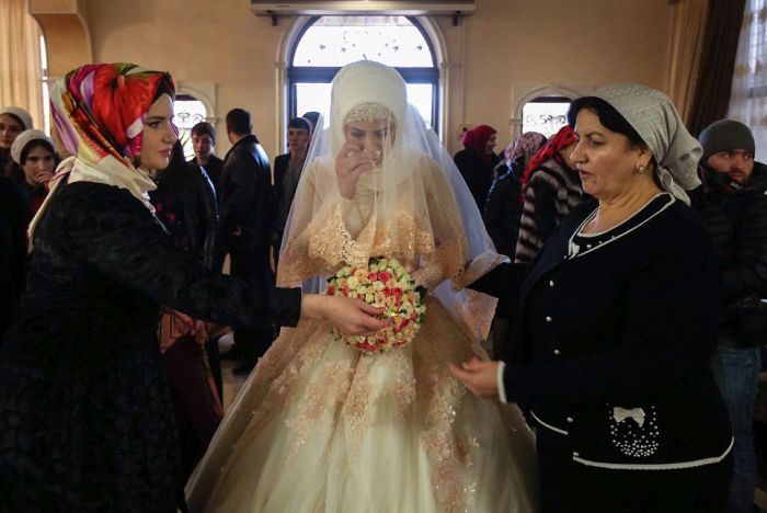 Как празднуют традиционные чеченские свадьбы в Грозном (29 фото) Как празднуют традиционные чеченские свадьбы в Грозном (29 фото)