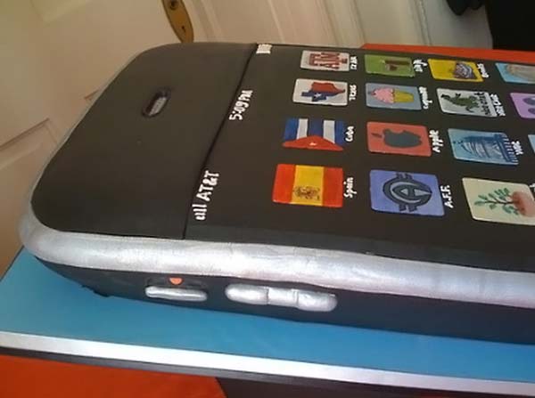    iPhone (9 )