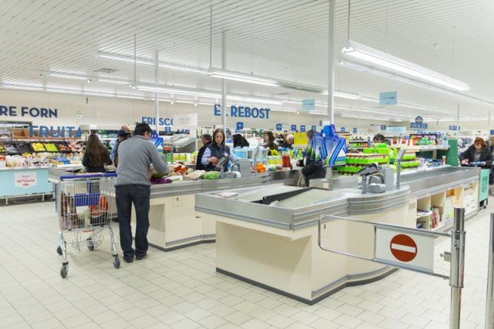 Европейский магазин для категории малоимущих граждан (24 фото) Европейский магазин для категории малоимущих граждан (24 фото)