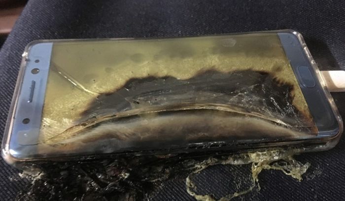 В США Samsung принудительно отключит Galaxy Note 7 (2 фото) В США Samsung принудительно отключит Galaxy Note 7 (2 фото)