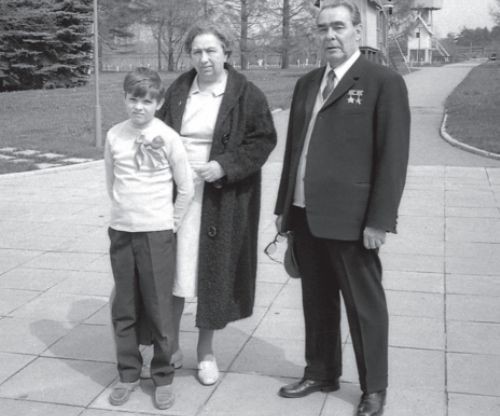 Семейные тайны генсека Брежнева (15 фото) Семейные тайны генсека Брежнева (15 фото)