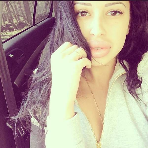     (21 )
