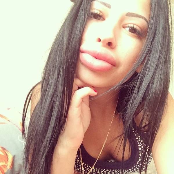     (21 )