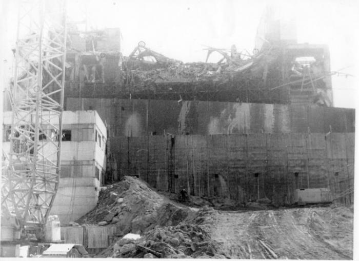 Чернобыльская АЭС - рассказ очевидца (18 фото) Чернобыльская АЭС - рассказ очевидца (18 фото)
