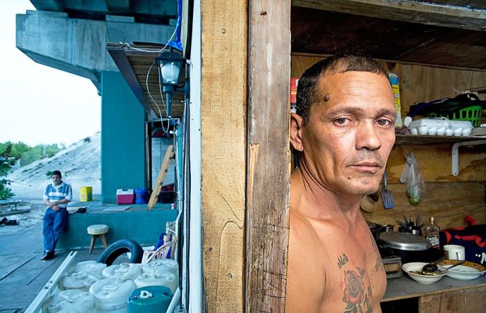 Как живут бездомные американцы (20 фото) Как живут бездомные американцы (20 фото)