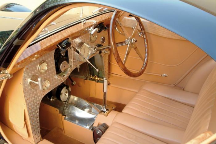 1931 Bugatti Type 51 Dubos Coupe    (12 )