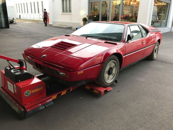 BMW M1 1981  ,    34  (20 )