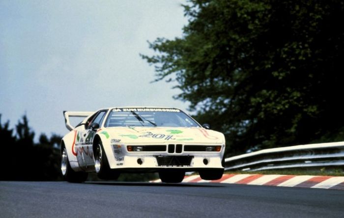 BMW M1 1981  ,    34  (20 )