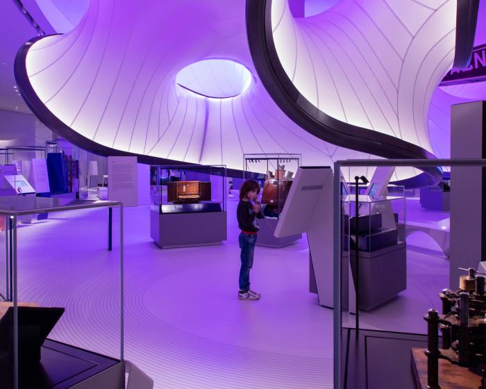 Галерея Уинтон: Математика от Zaha Hadid Architects (21 фото) Галерея Уинтон: Математика от Zaha Hadid Architects (21 фото)