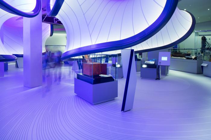 Галерея Уинтон: Математика от Zaha Hadid Architects (21 фото) Галерея Уинтон: Математика от Zaha Hadid Architects (21 фото)