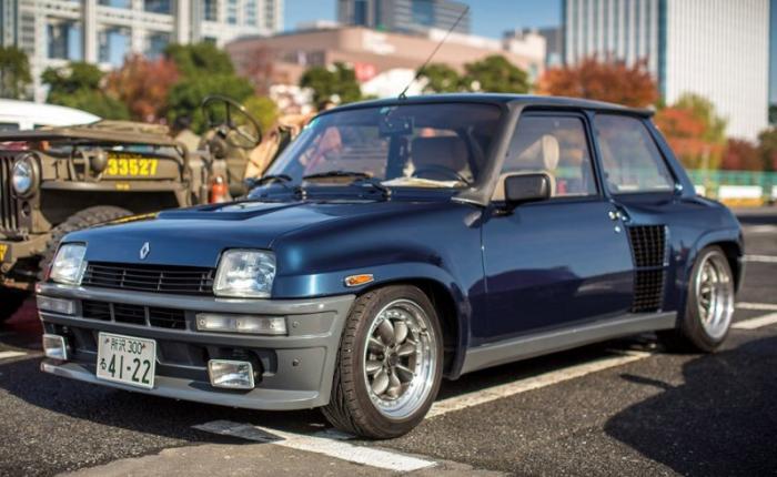    - Renault 5 Turbo 2 (19 )