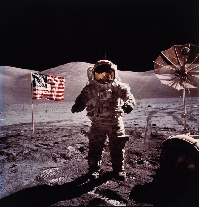 NASA         (9 )
