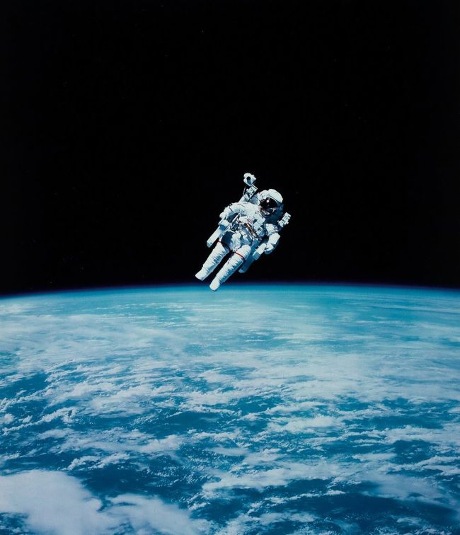 NASA         (9 )