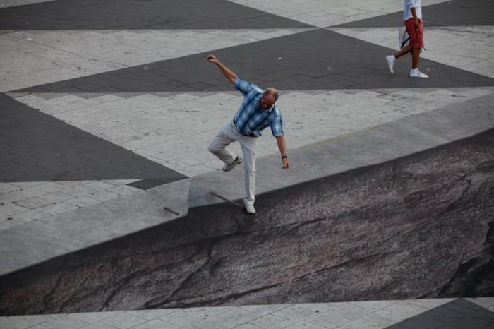 Mind your step -   (15 )