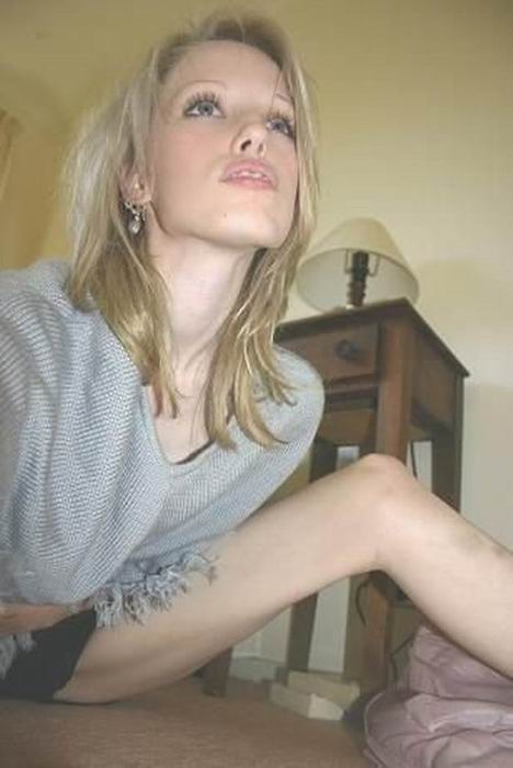  (19 )