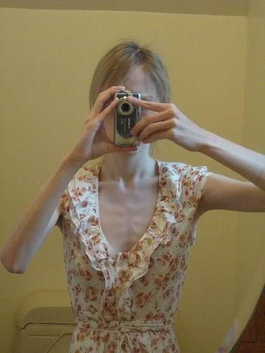  (19 )