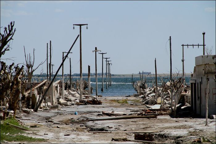 Epecuen -   (33 )