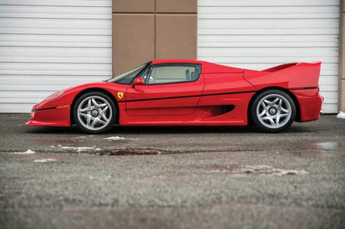 Ferrari F50      (30 )