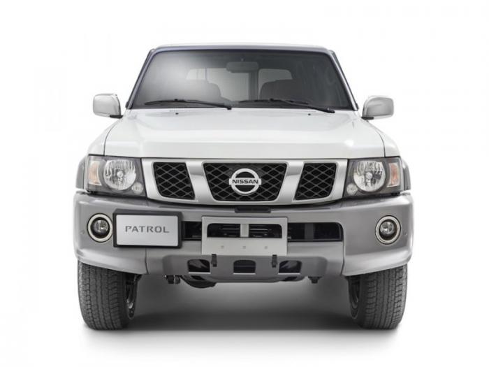 Nissan Patrol Super Safari 2017   (16 )