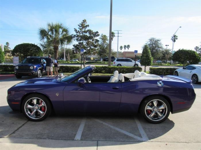   Dodge Challenger SRT Hellcat (23 )