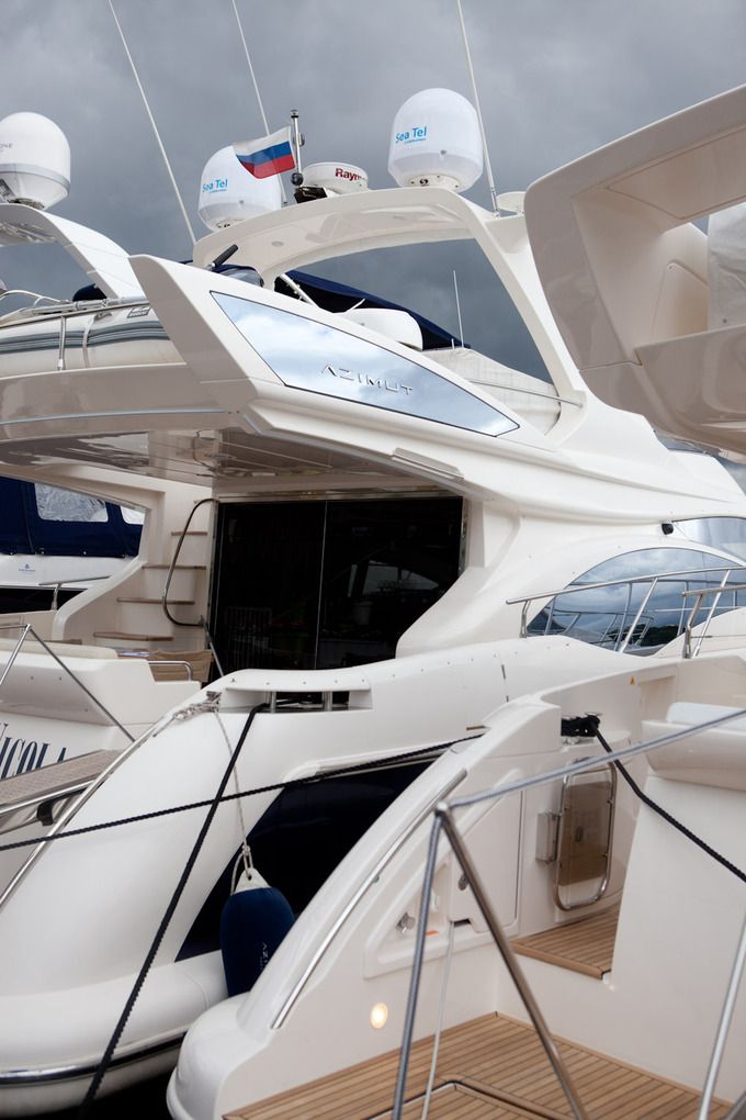      Millionaire Boat Show  (50 )