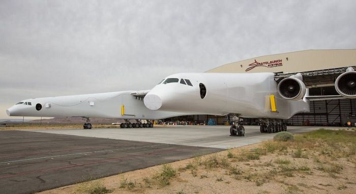          Stratolaunch (10 )