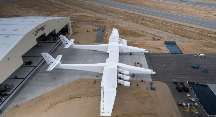          Stratolaunch (10 )