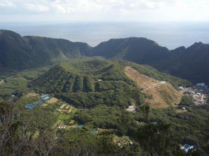   Aogashima (9 )