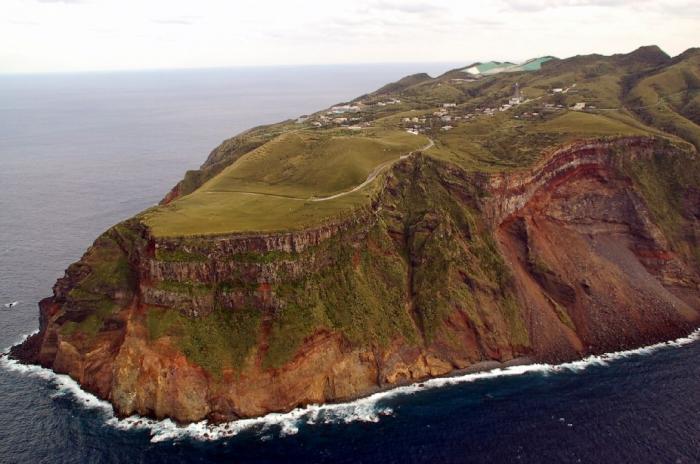   Aogashima (9 )