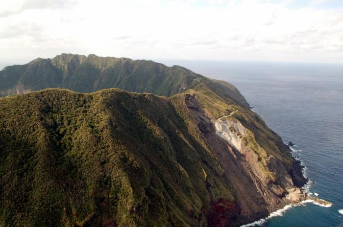   Aogashima (9 )