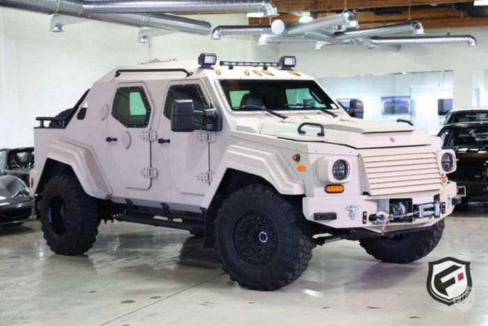        Terradyne Gurkha  700 000$ (20 )