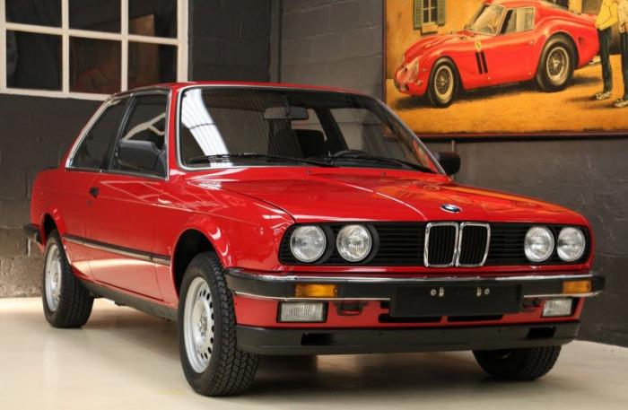     BMW 1985  (10  + 1 )