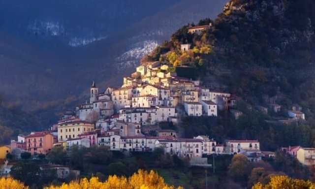 Молизе - маленький рай в Италии, в котором людям платят (4 фото)