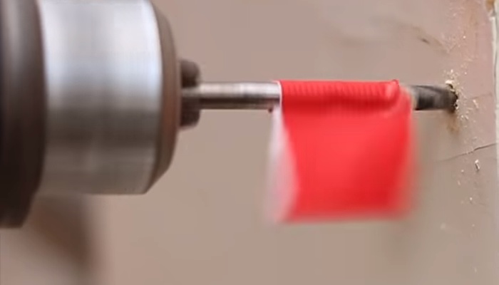 Польза липкой ленты в быту (10 фото)