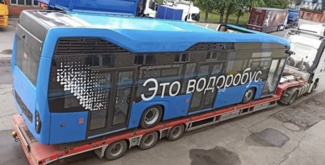 Шутки и мемы про новый автобус Москвы - "Это водоробус" (10 фото)